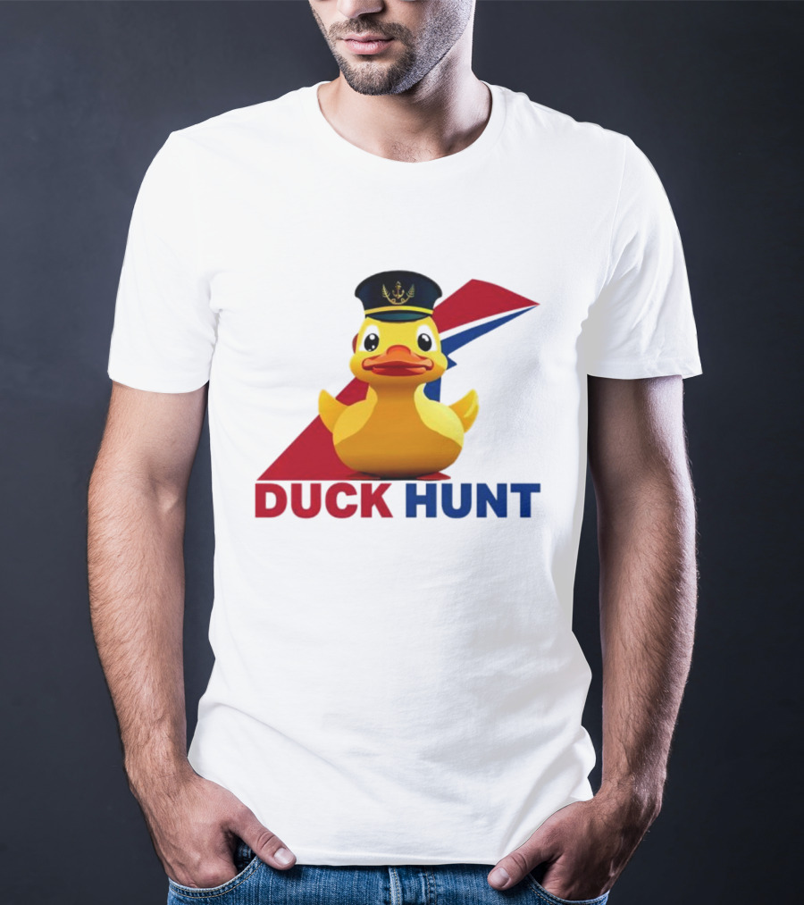 Cruising Duck Hunt Captain Rubber Duck Navy T-Shirt