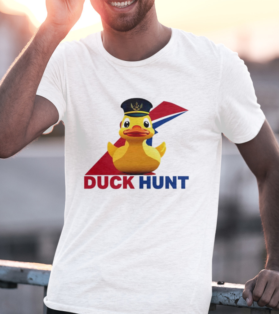 Cruising Duck Hunt Captain Rubber Duck Navy T-Shirt