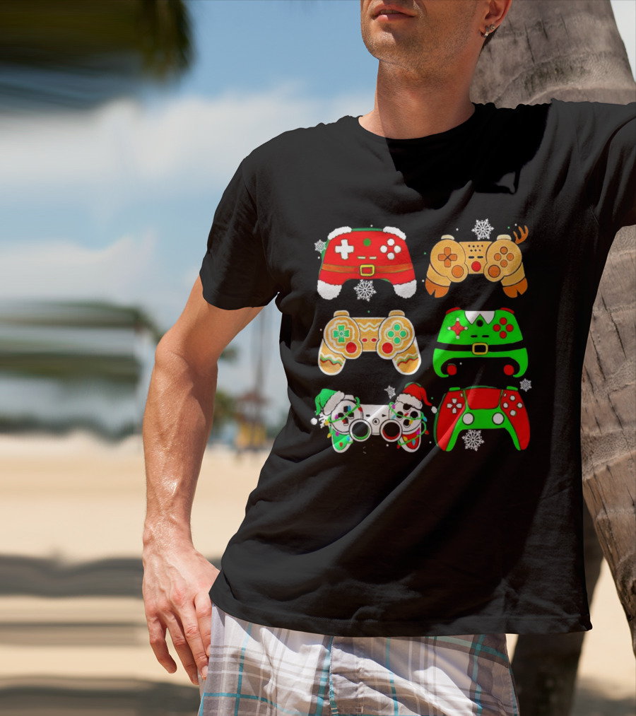 Santa Elf Gaming Controllers Christmas Gamer Holiday T-Shirt