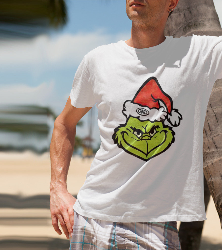 Grinch Christmas DND Santa Hat Image T-Shirt