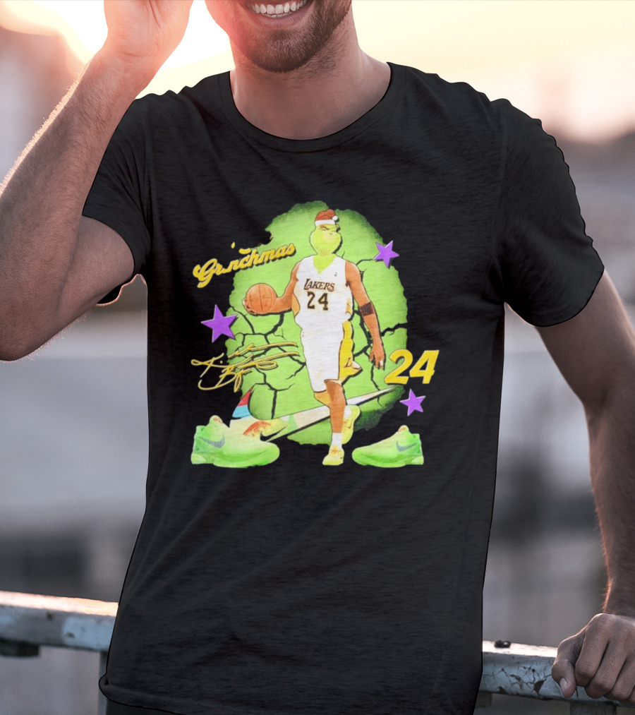 Lakers 24 Grinchmas Kobe Bryant Sneakers T-Shirt