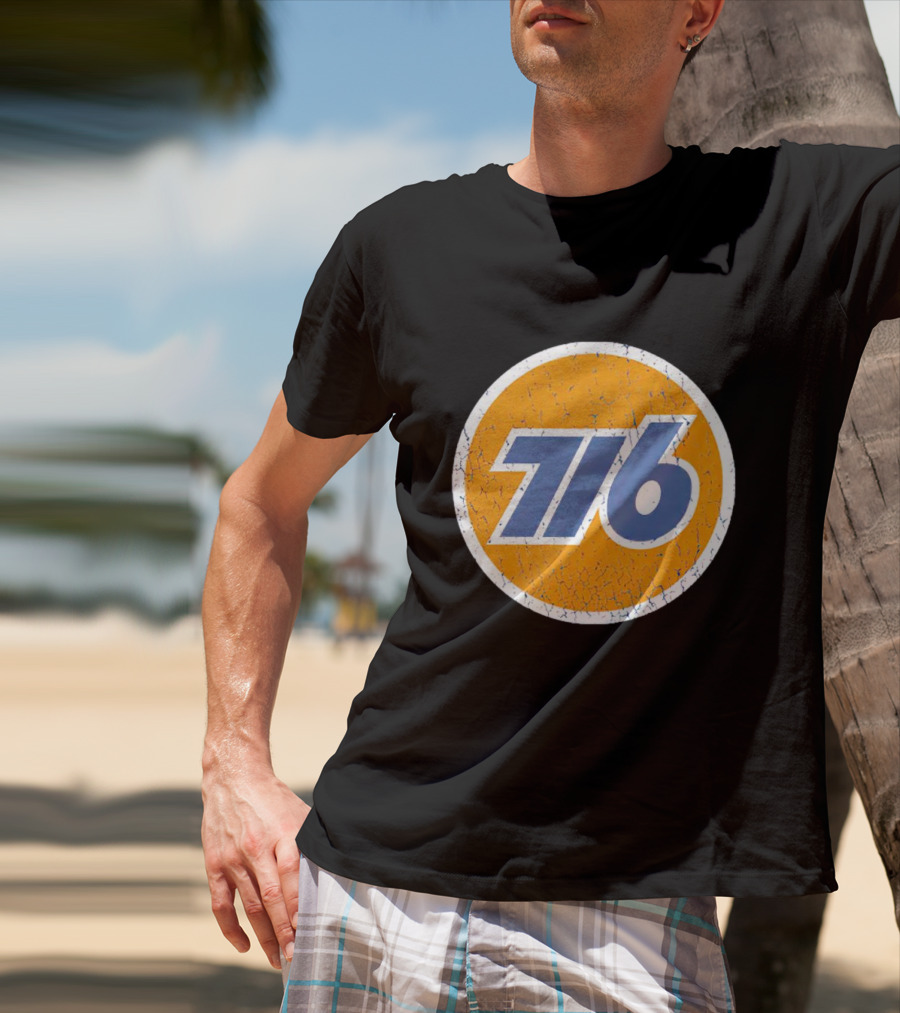 Union 76 Vintage Style 76 Gas Station Iconic T-Shirt