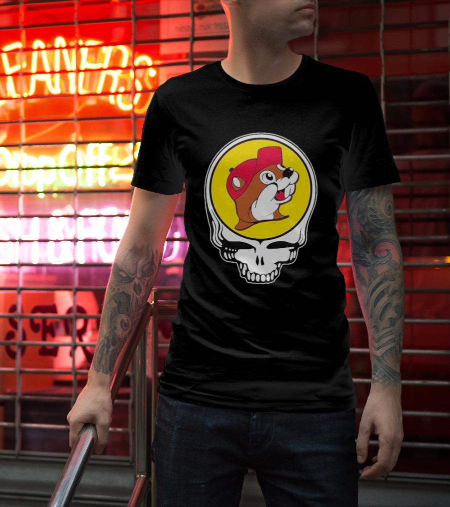 Buc-ee's Beaver In Grateful Dead Skull T-Shirt