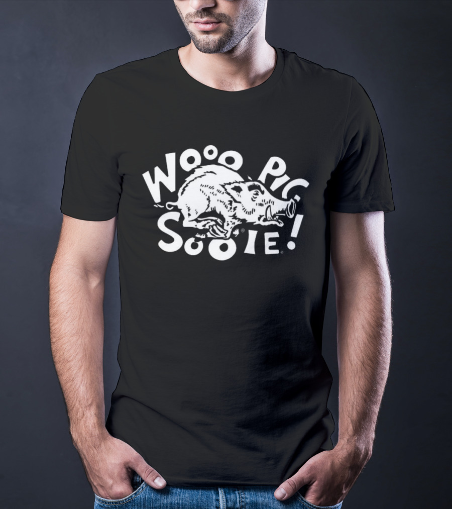 Woo Pig Sooie Arkansas Razorbacks Matt Mitchell T-Shirt