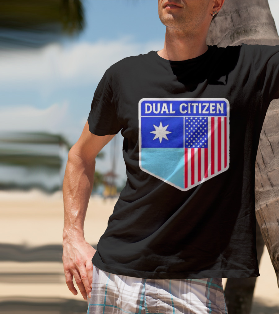 Dual Citizen Of Minnesota And USA Flag Badge T-Shirt
