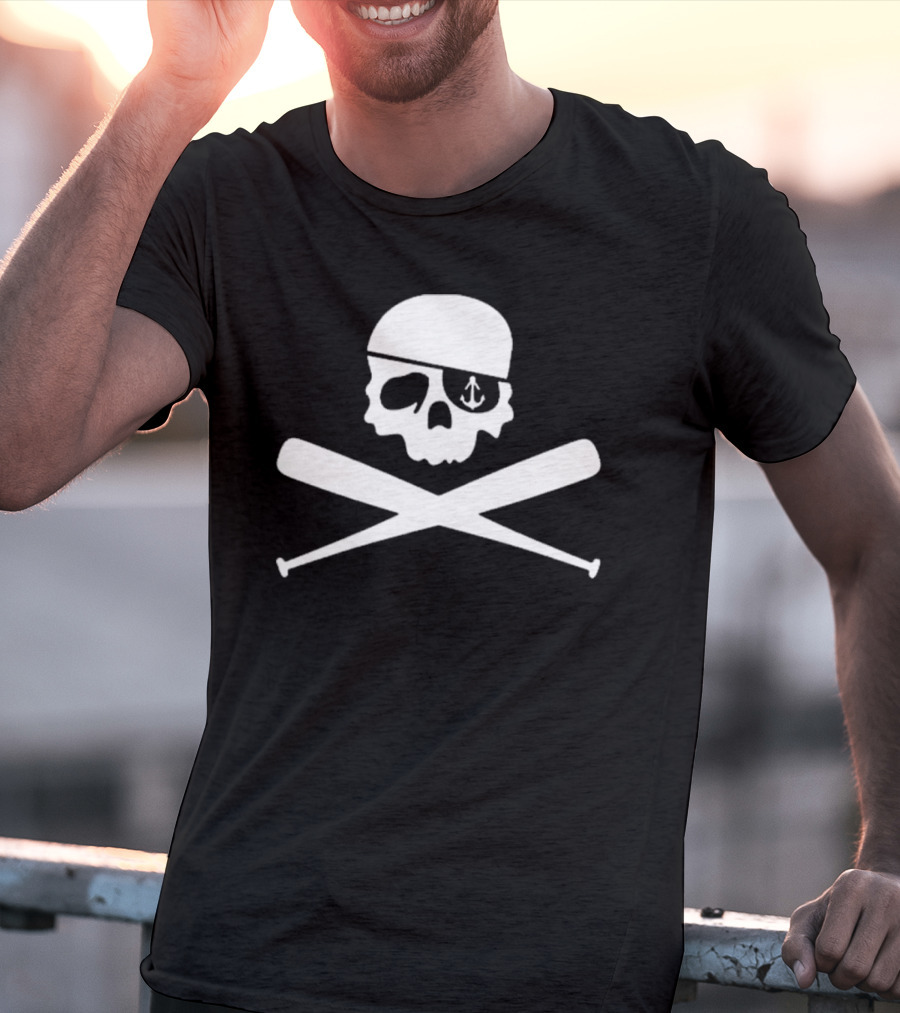 Bryan Reynolds Pirates Anchor-Eyed Skull Crossed Baseball Bats T-Shirt