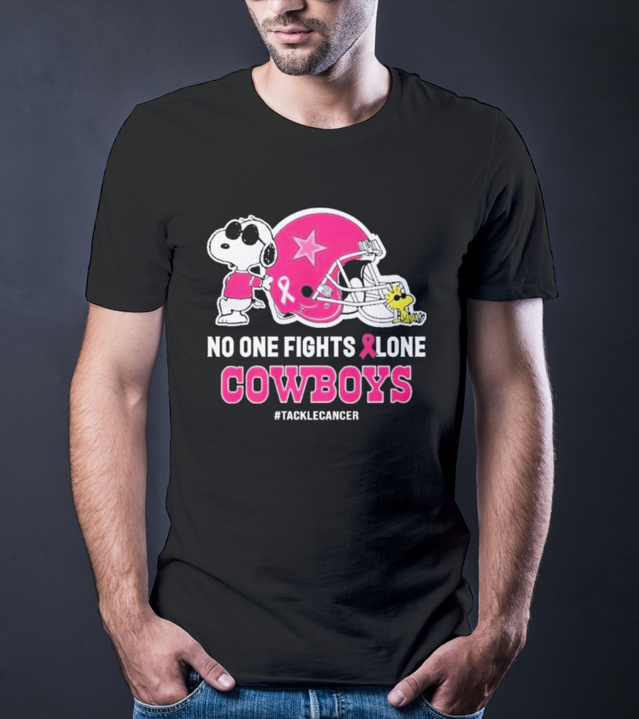 Snoopy And Woodstock No One Fights Alone Cowboys #TackleCancer T-Shirt