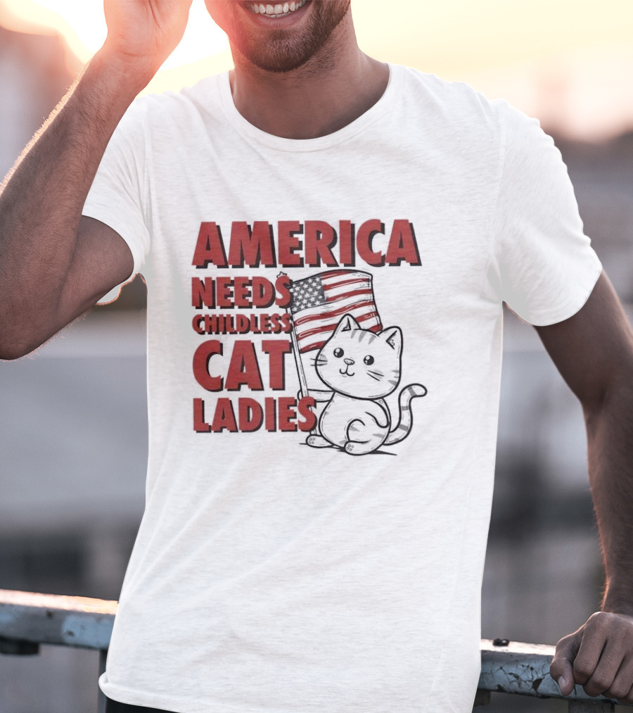 America Needs Childless Cat Ladies Cat With American Flag T-Shirt