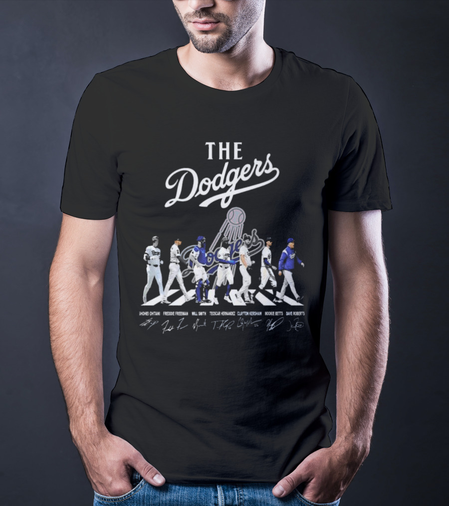 The Dodgers Shohei Ohtani Freddie Freeman Will Smith Trayce Thompson Clayton Kershaw Mookie Betts Dave Roberts Signatures T-Shirt