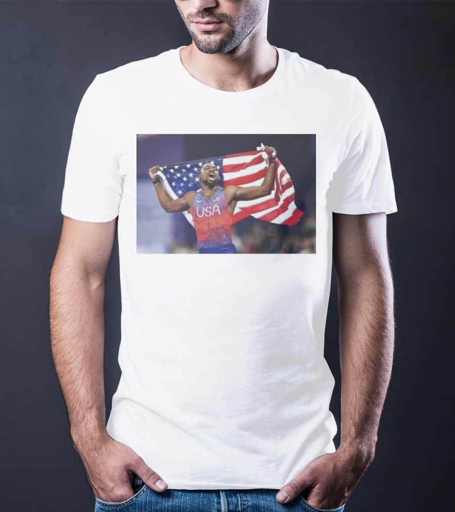 USA Track Champion Noah Lyles Celebrates 100M Victory Paris Olympics T-Shirt