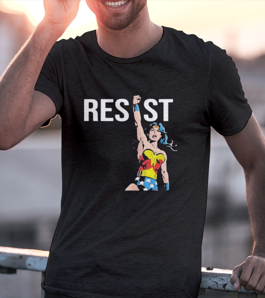 Wonder Woman Resist Power Iconic Fist Uplift T-Shirt