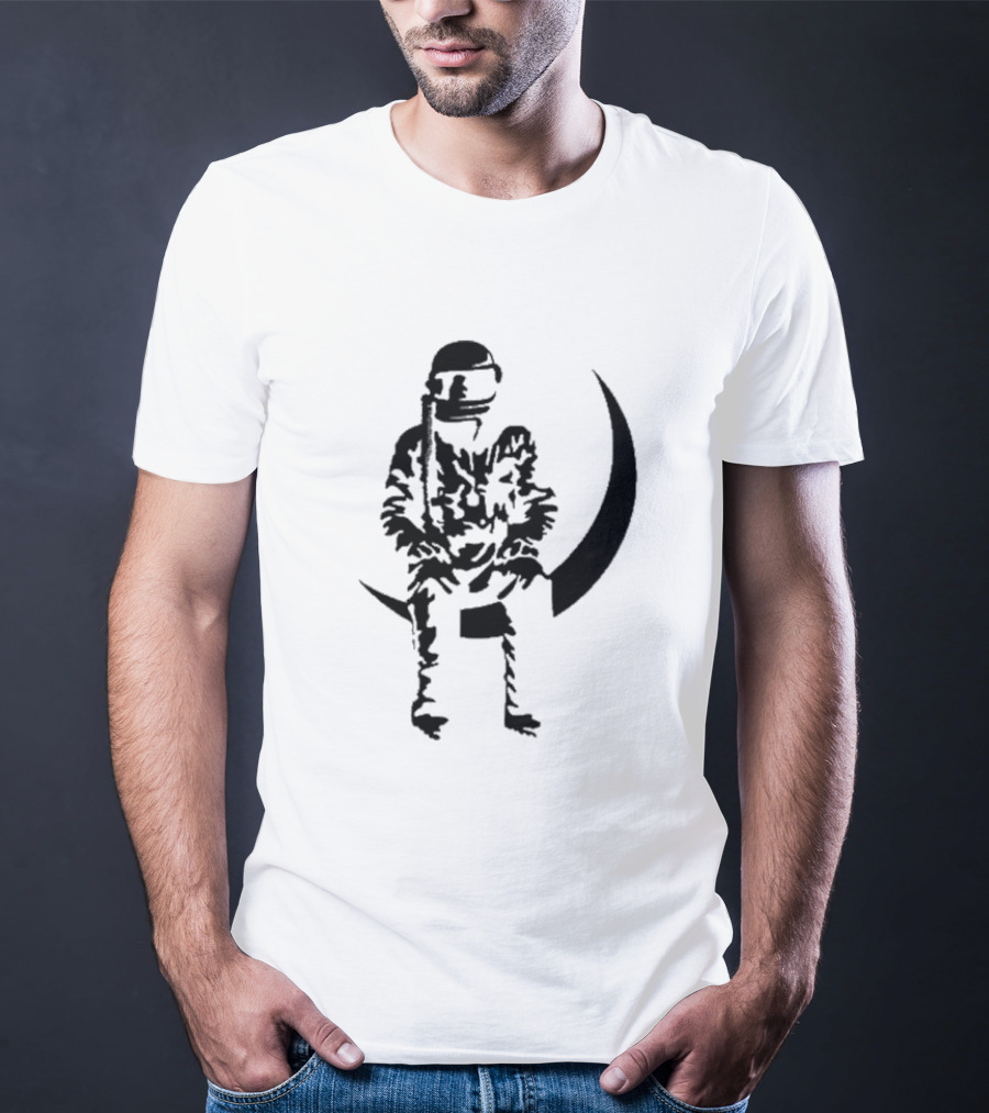 To The Stars Moon Man Astronaut Sitting On Crescent Ocean Blue T-Shirt