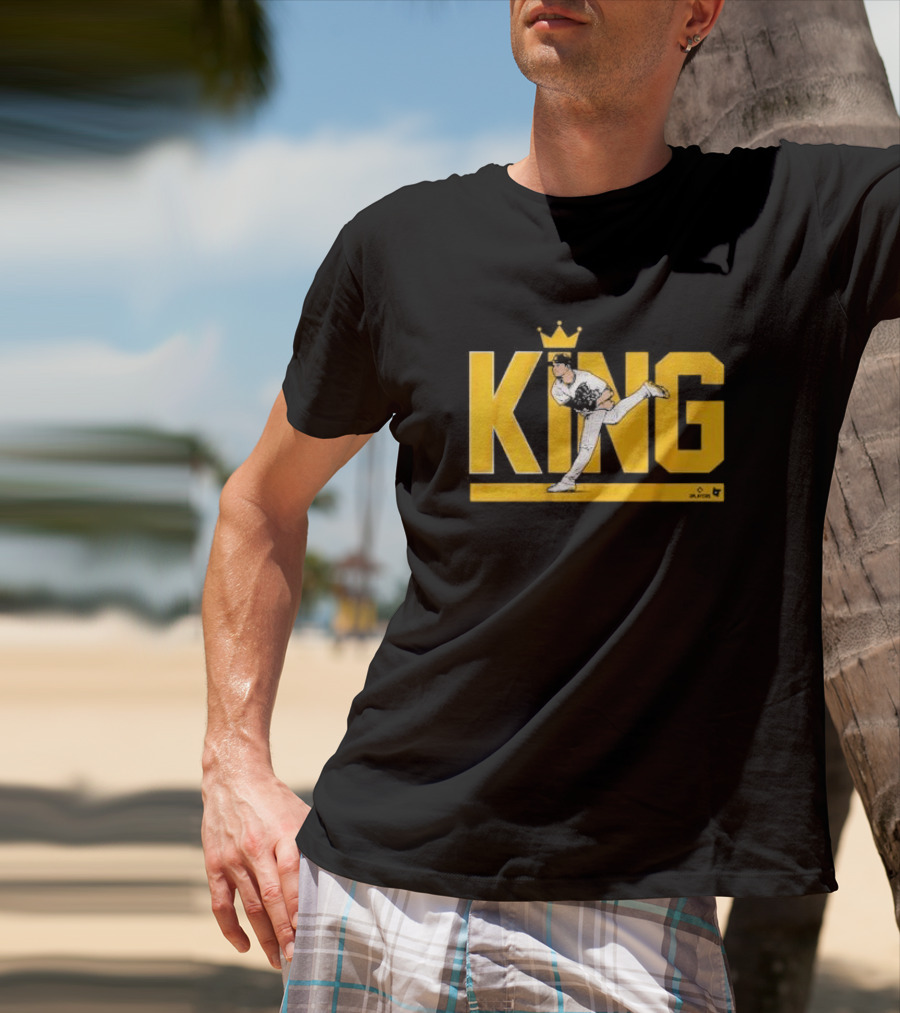 KING Michael Pitching Pose Baseball T-Shirt