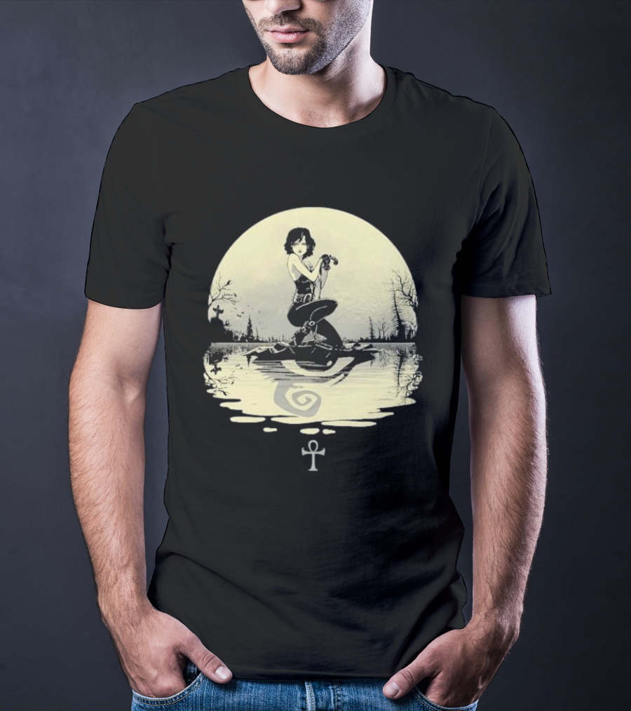 The Sandman Death Ankh Reflected In Moonlit Water Scene T-Shirt