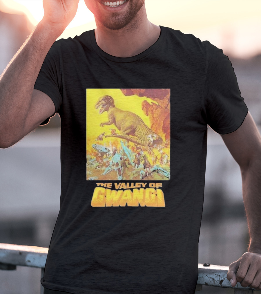 The Valley Of Gwangi Dinosaur Adventure Scene T-Shirt