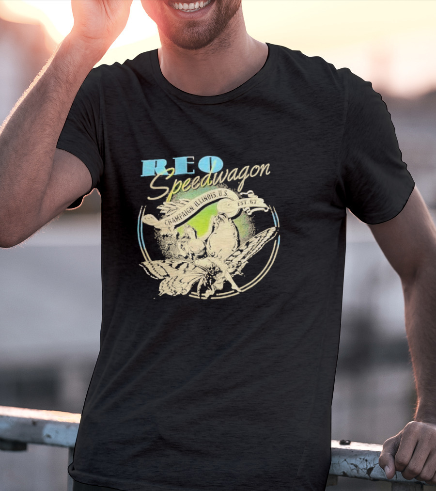 REO Speedwagon Champaign Illinois U.S. Est. 67 T-Shirt