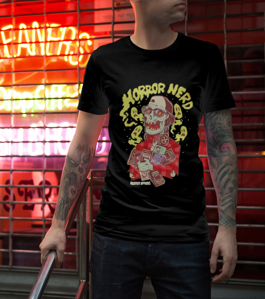 Horror Nerd Zombie Holding Comics Murder T-Shirt