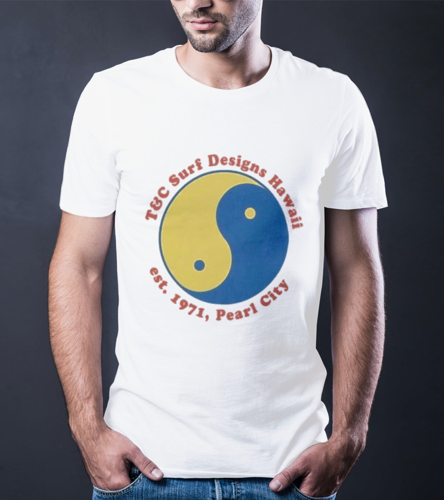 T&C Surf Designs Hawaii Est 1971 Pearl City Yin Yang T-Shirt