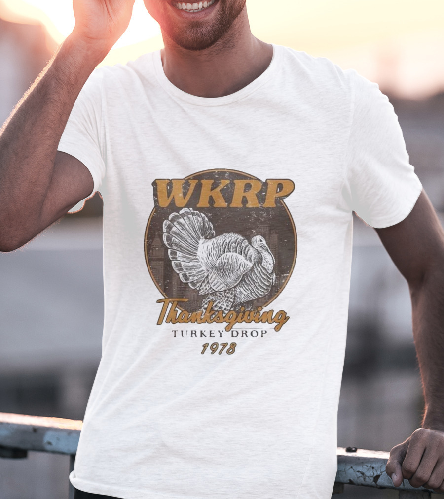 WKRP Thanksgiving Turkey Drop 1978 T-Shirt