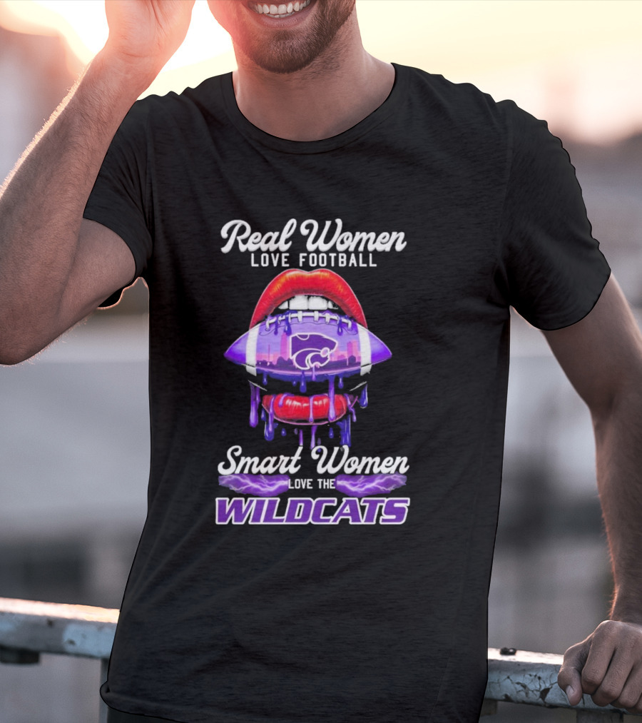 Real Women Love Football Smart Women Love The Wildcats Kansas State Lips T-Shirt