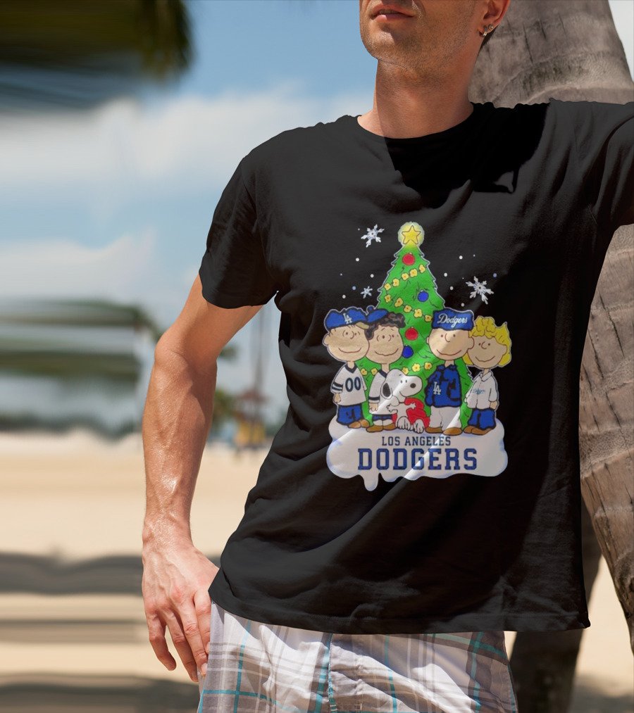 Los Angeles Dodgers Christmas With Snoopy And Peanuts Characters T-Shirt