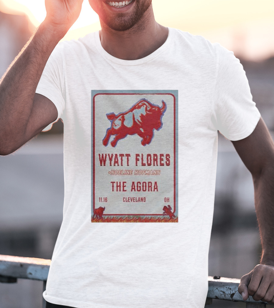 Wyatt Flores And Noeline Hofmann Live At The Agora Cleveland OH November 16 T-Shirt