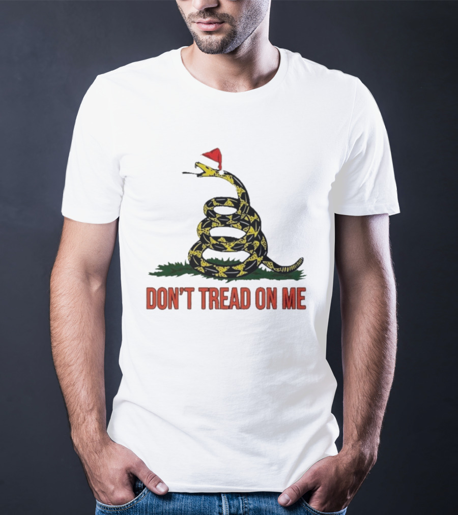 Don’t Tread On Me Christmas Santa Hat Gadsden Flag T-Shirt
