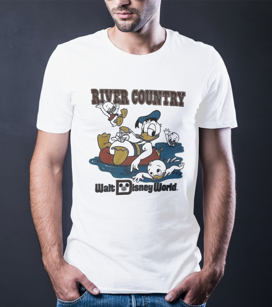 Walt Disney World River Country Duck Characters Floating Scene T-Shirt