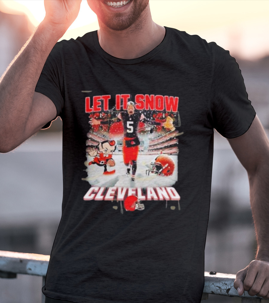 LET IT SNOW CLEVELAND BROWNS FOOTBALL HELMET T-Shirt