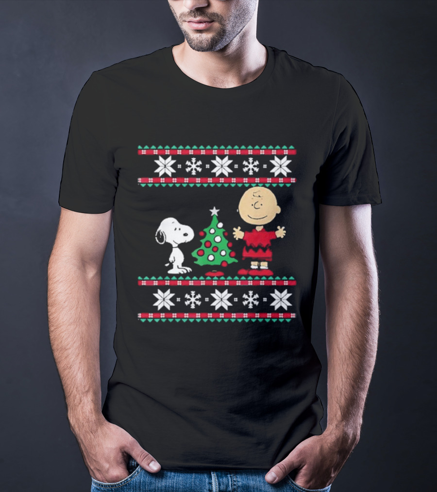 Snoopy And Charlie Brown With Christmas Tree T-Shirt