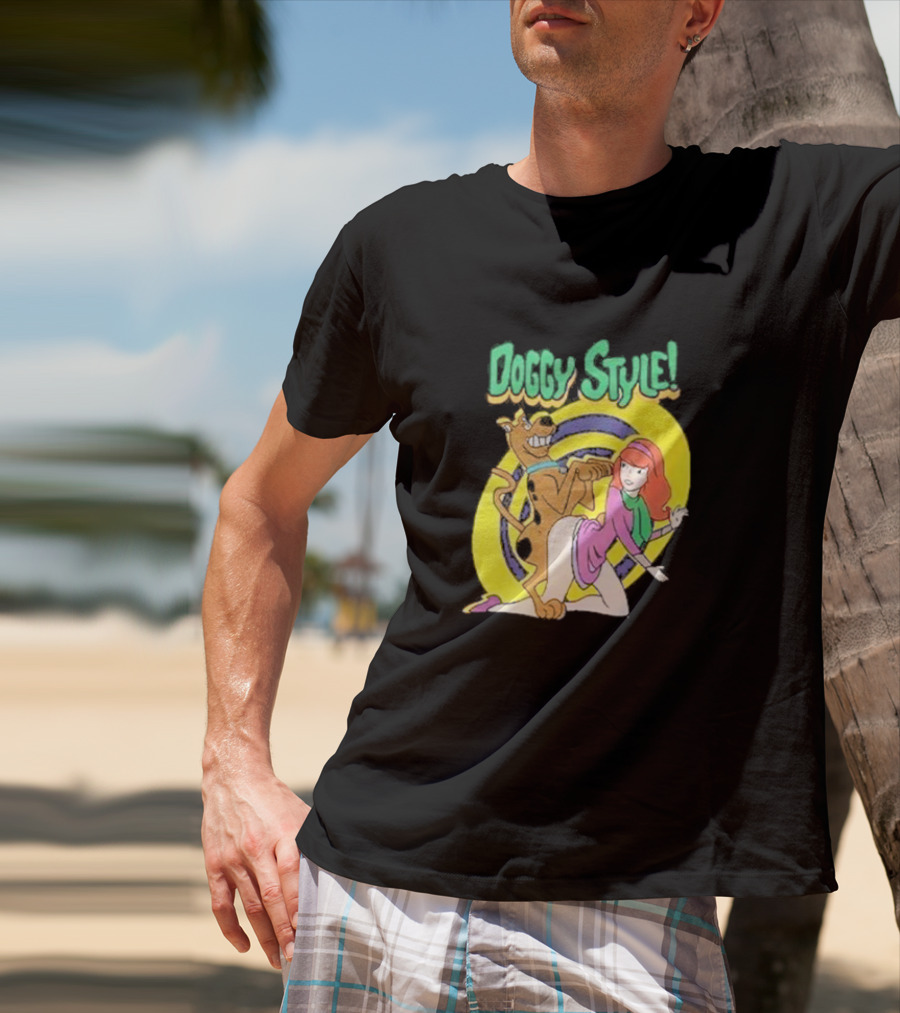 Scooby-Doo Doggy Style Daphne T-Shirt