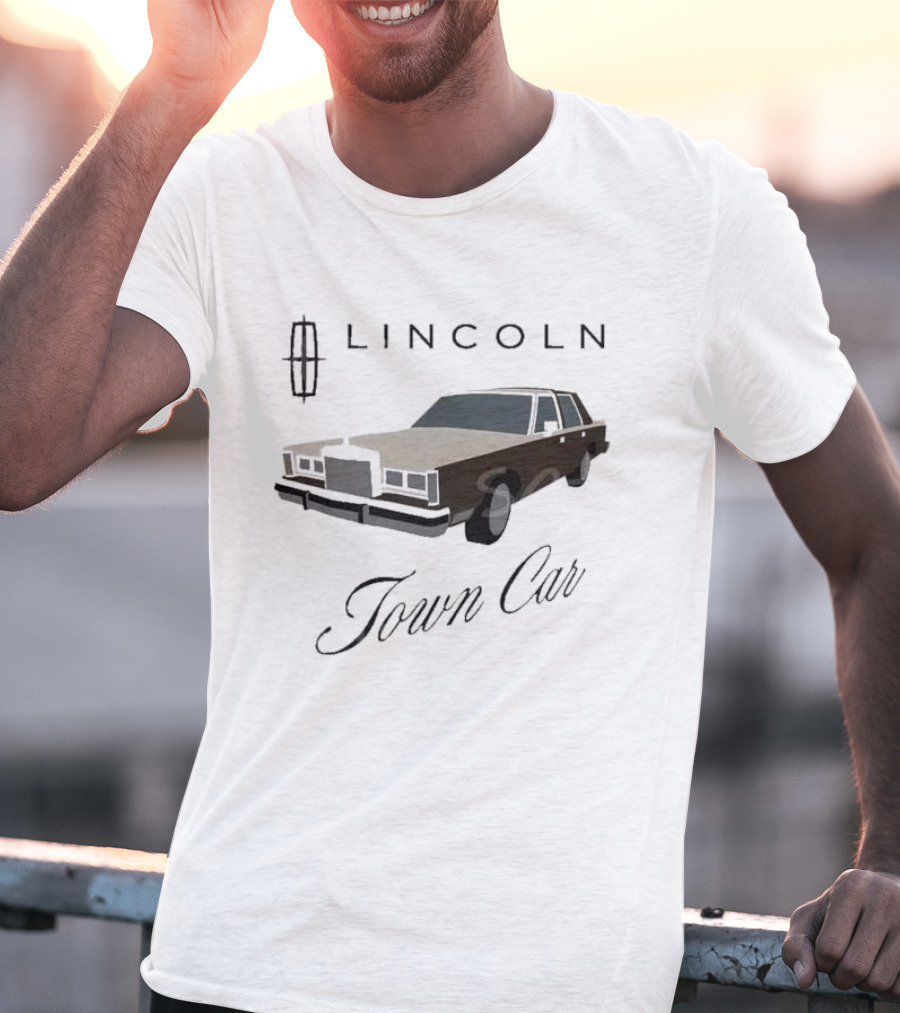 Lincoln Town Car Vintage Sedan Icon T-Shirt