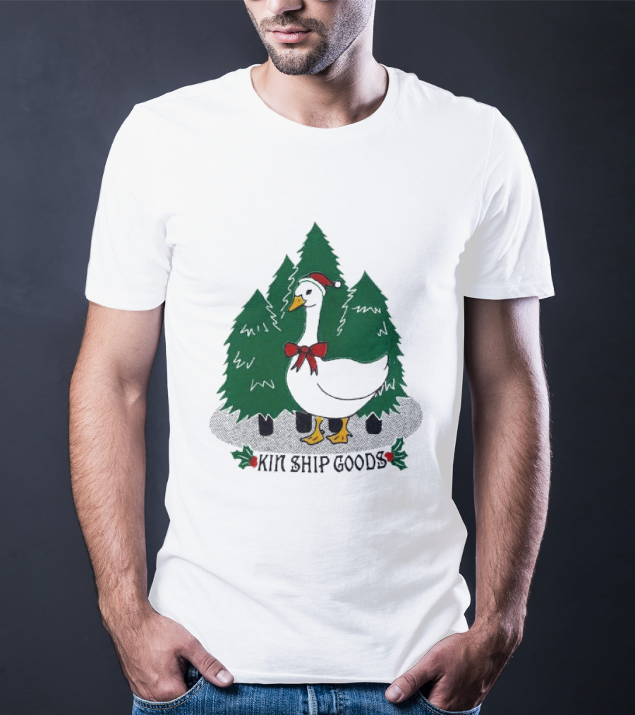 Kin Ship Goods Santa Claus Duck Christmas Trees Merry Christmas T-Shirt