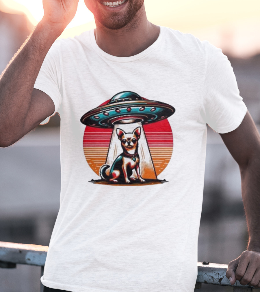 UFO Chihuahua Funny Alien Encounter Retro Sunset T-Shirt