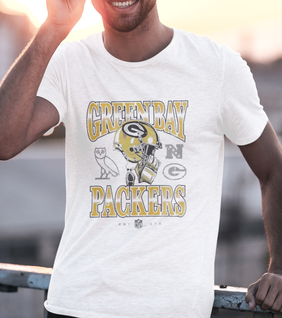 Green Bay Packers Ovo Helmet Est 1919 NFL Owl N G T-Shirt