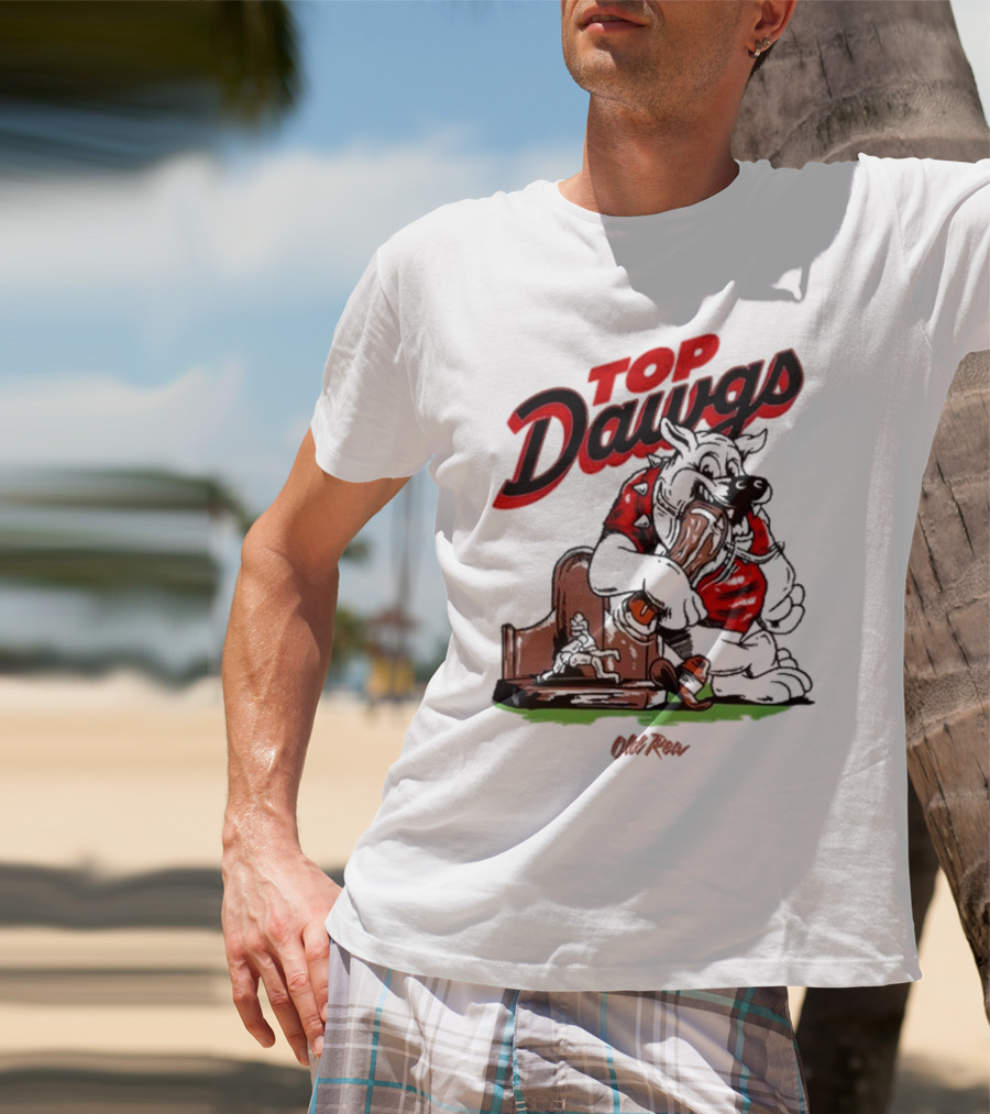 Top Dawgs Old Row Bulldog Eating Trophy Image T-Shirt