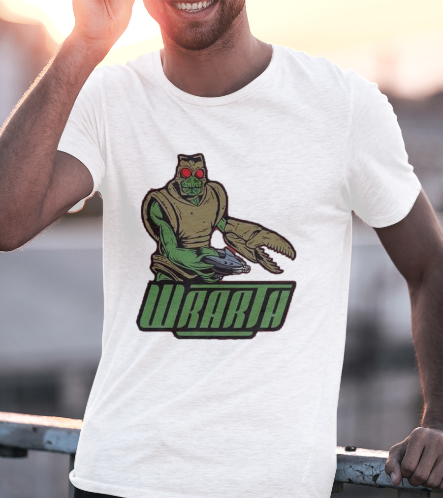 Wrarth Warrior Doctor Who Alien Creature With Claws And Spaceship Gun T-Shirt