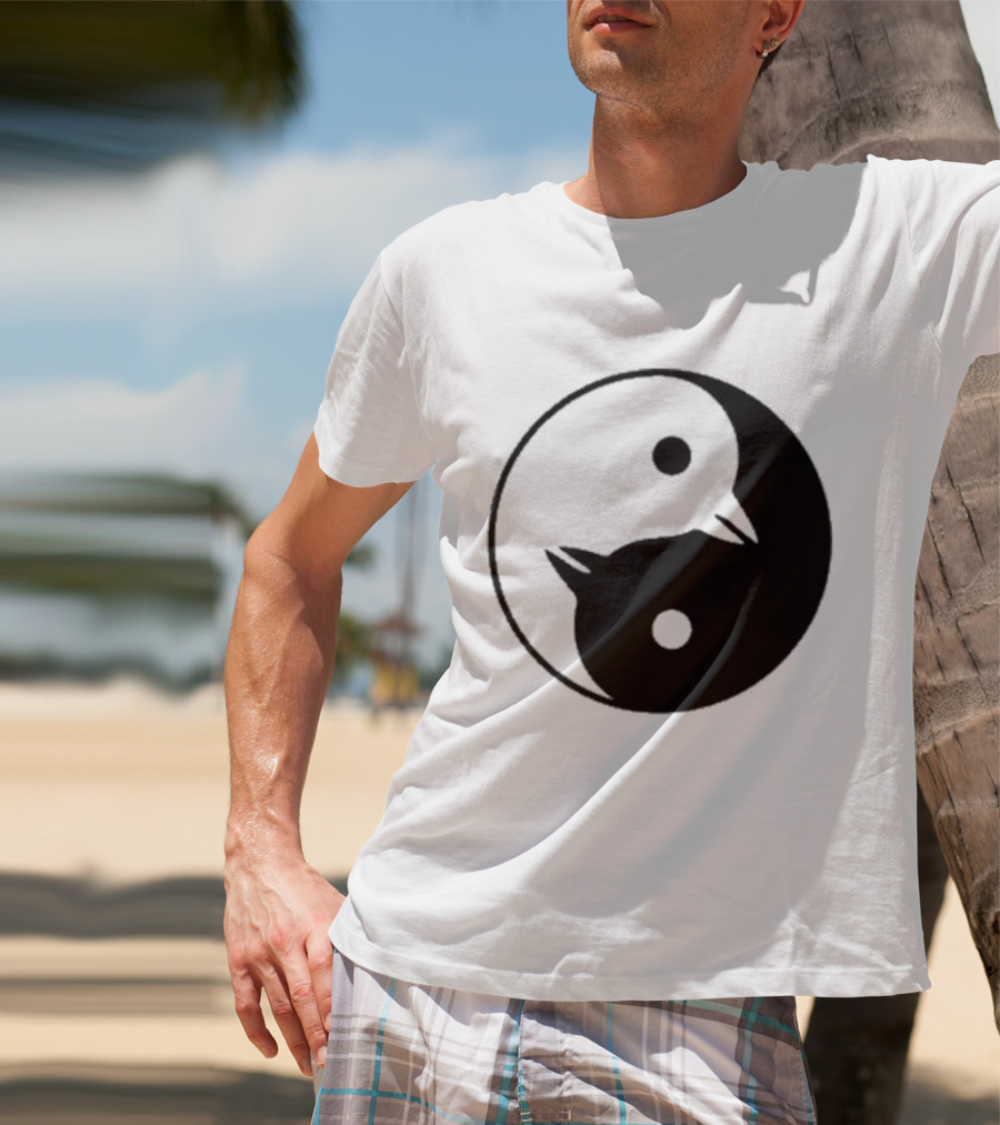 Yin Yang Penguins Pinguini Tattici Nucleari T-Shirt