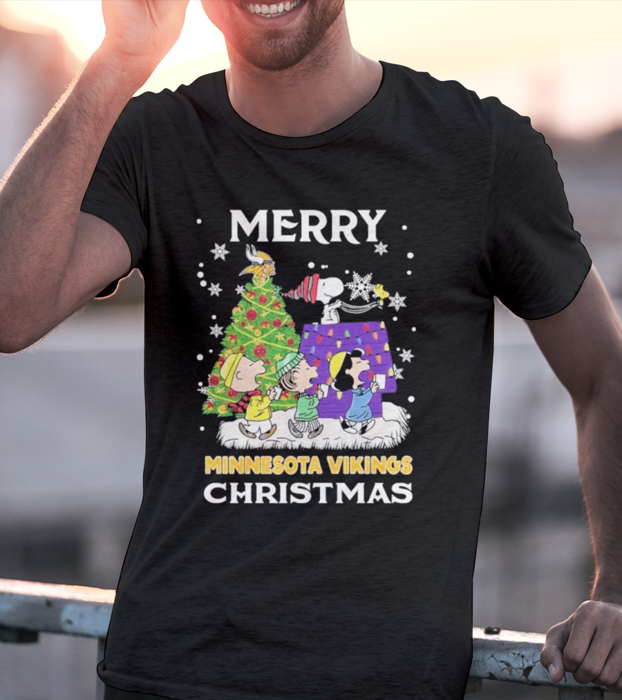 Merry Minnesota Vikings Christmas Snoopy Team Celebration T-Shirt