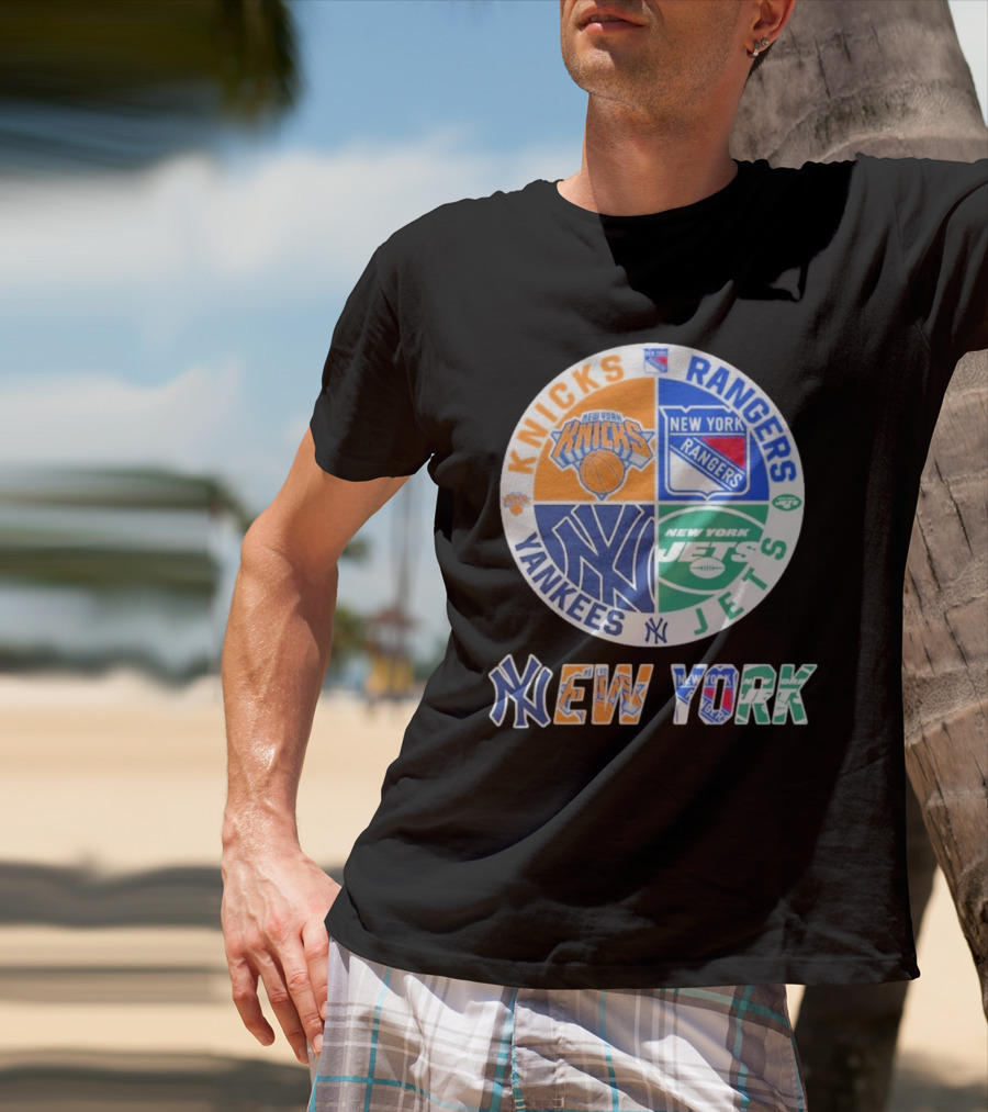 New York Knicks Rangers Yankees Jets Circle T-Shirt