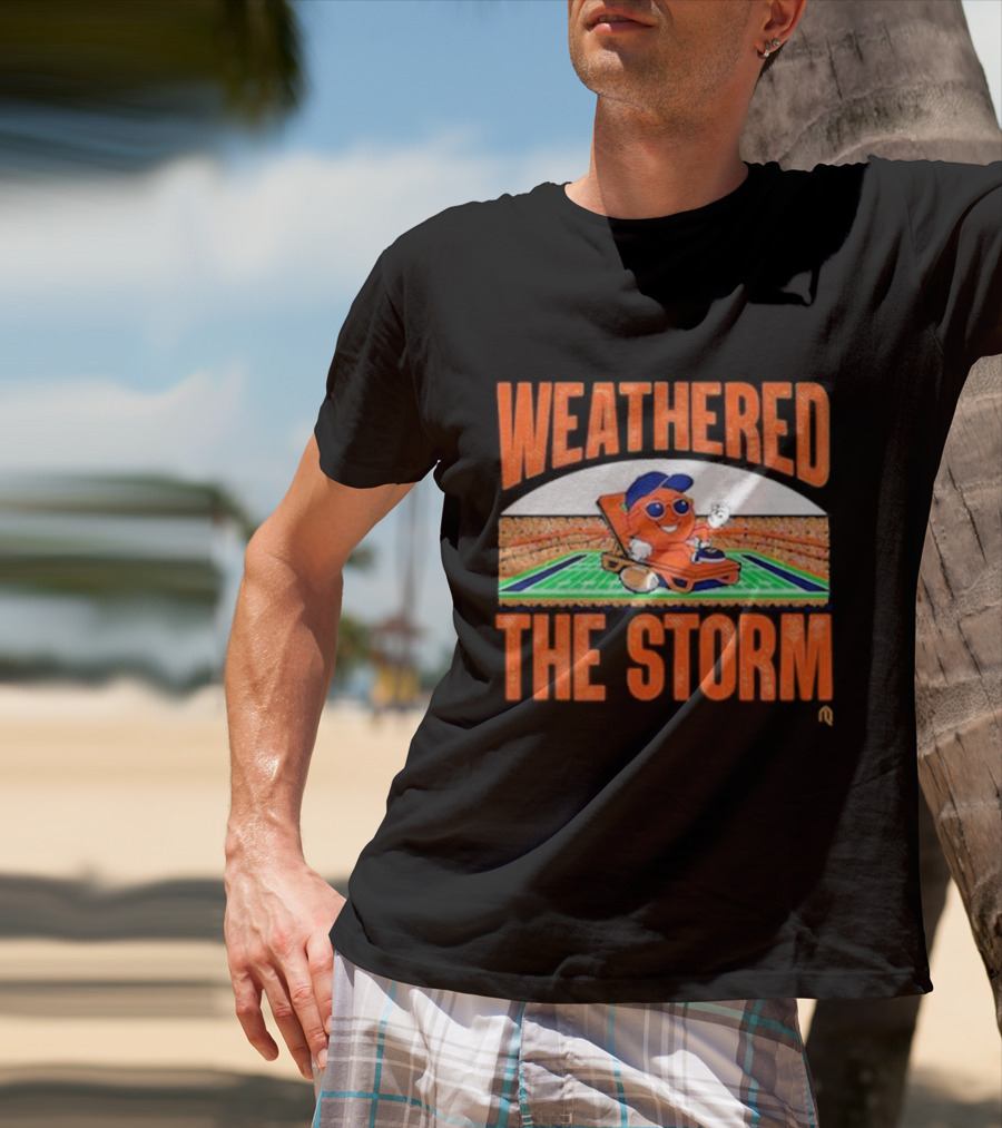 Syracuse Orange Weathered The Storm Lounge Mascot On Field T-Shirt
