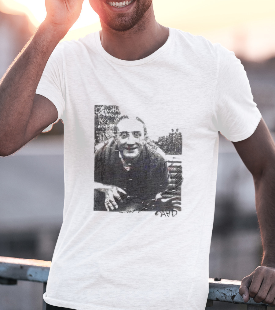 Duchamp Portrait AVID Text Compilation T-Shirt