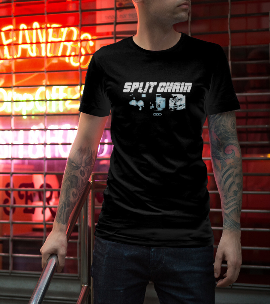 Split Chain Motionblur Exploring Futuristic Machinery And Abstract Dynamics T-Shirt