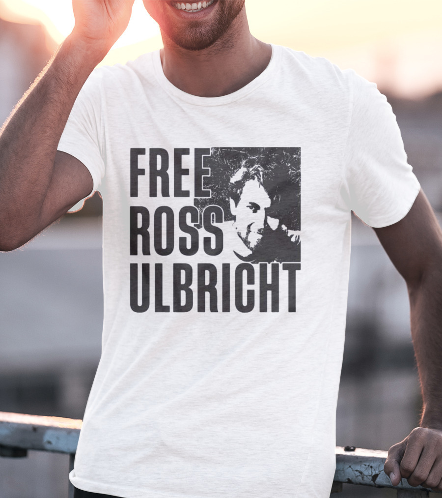Free Ross Ulbricht Text With Distressed Face Graphic T-Shirt