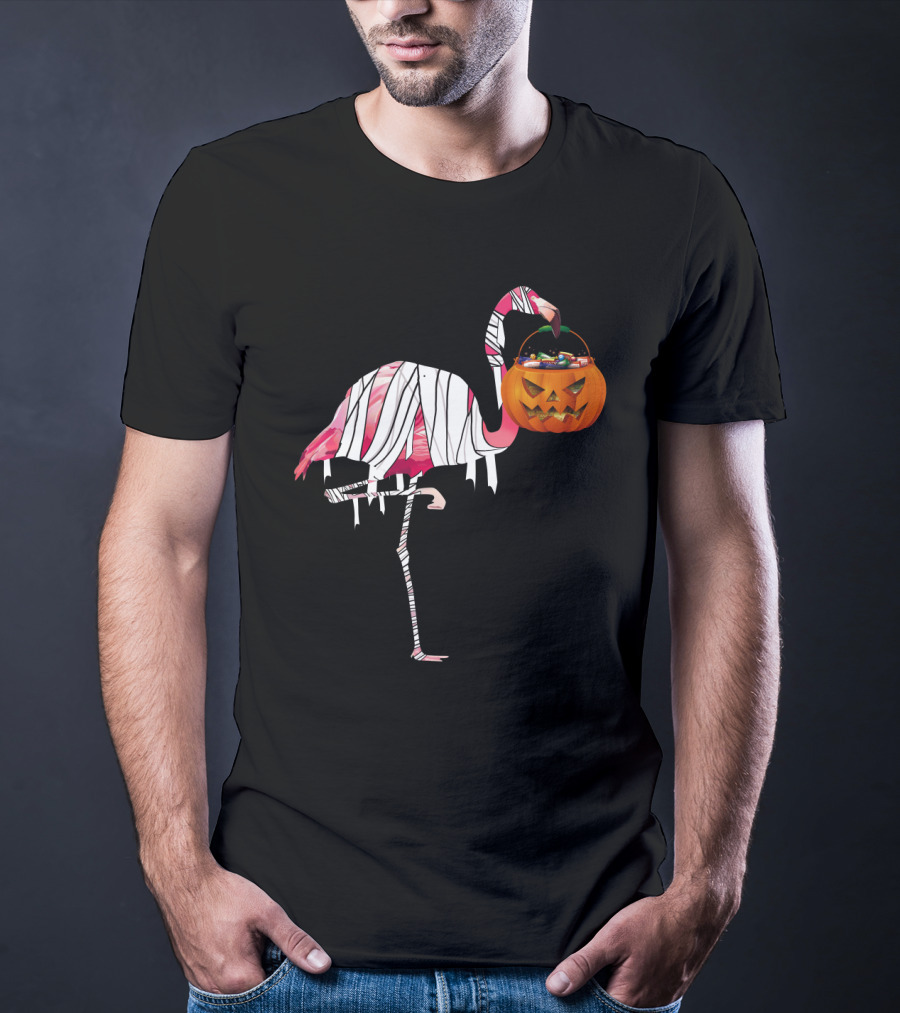 Halloween Pumpkin Mummy Flamingo Holding Candy Jack-o'-Lantern T-Shirt
