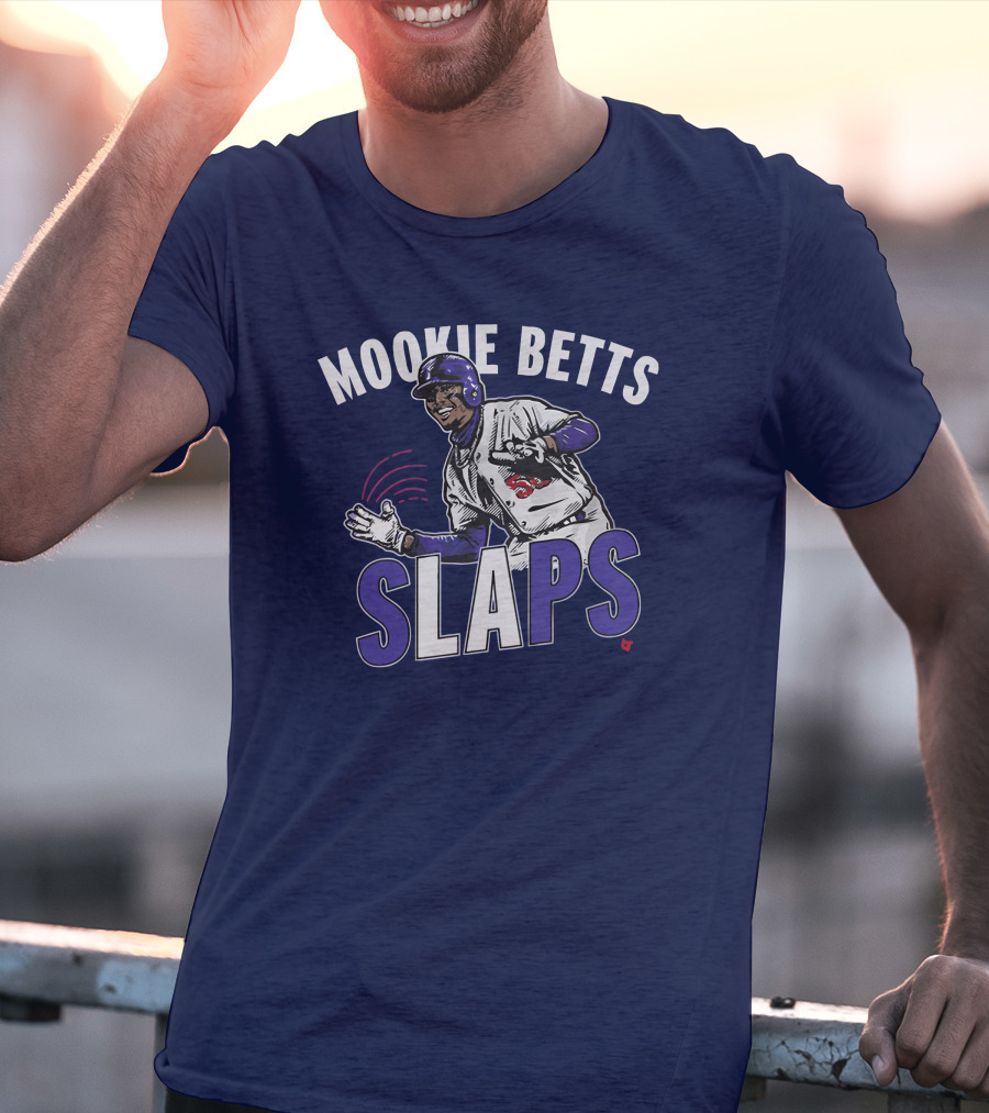 Mookie Betts Slaps Baseball Action T-Shirt