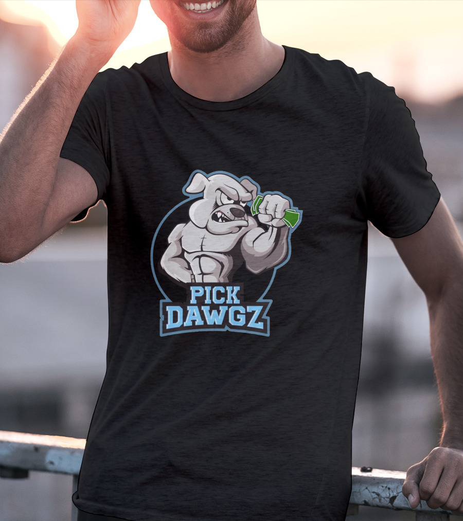 Pick Dawgz Muscular Bulldog Holding Money T-Shirt