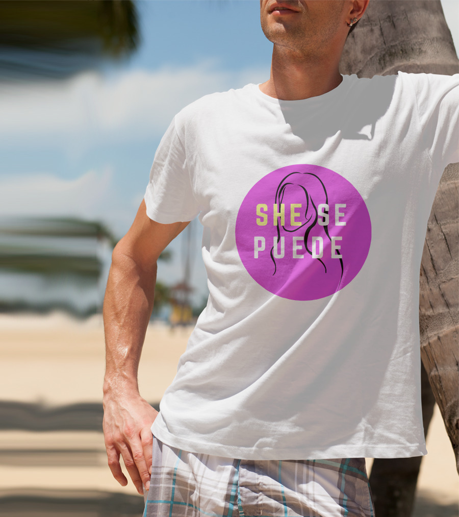 SHE SE PUEDE Purple Circle T-Shirt