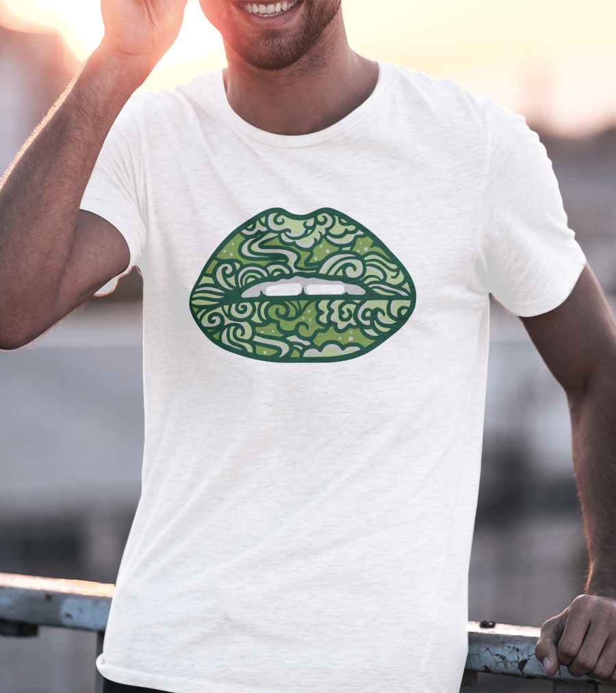 LXS TV Paisley Lips Green T-Shirt