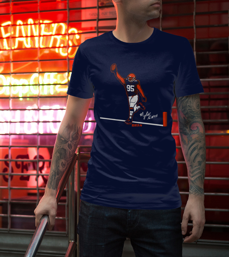 Myles Garrett Flash For Six NFLPA Browns #95 T-Shirt